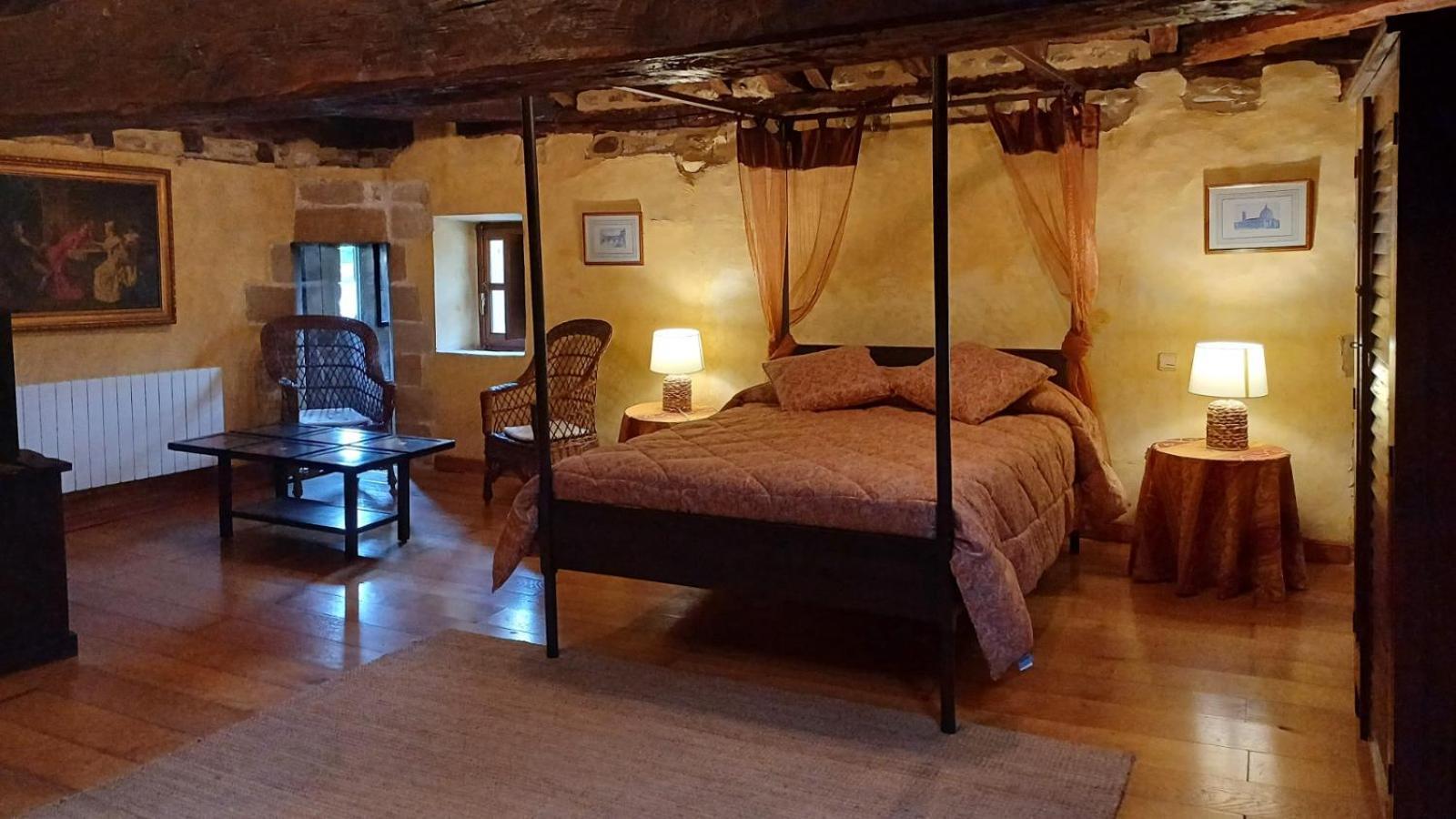 El Ribero Palacio De Los Alvarado En Las Merindades מראה חיצוני תמונה