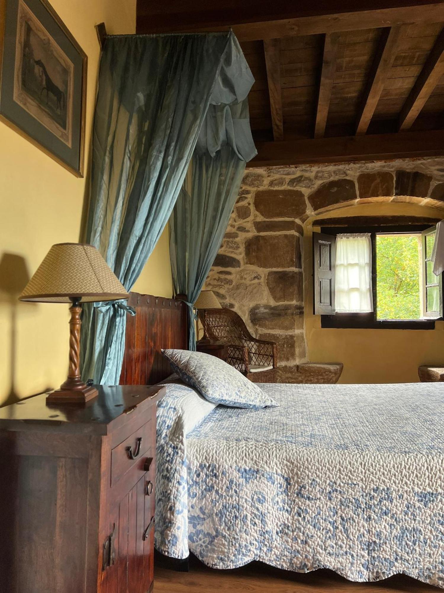 El Ribero Palacio De Los Alvarado En Las Merindades מראה חיצוני תמונה