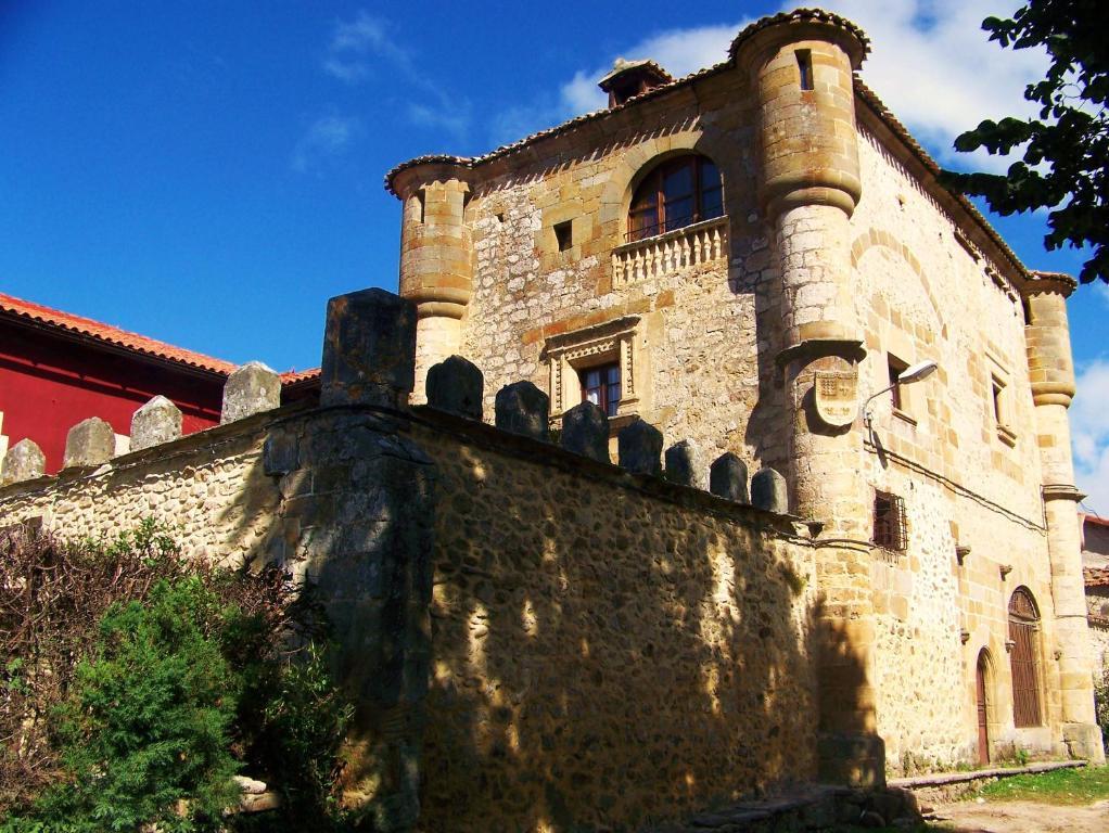 El Ribero Palacio De Los Alvarado En Las Merindades מראה חיצוני תמונה